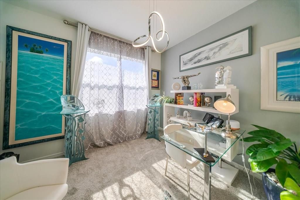 For Sale: $320,000 (3 beds, 2 baths, 1559 Square Feet)