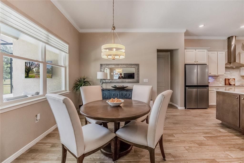 En Venta: $748,847 (3 camas, 3 baños, 2955 Pies cuadrados)