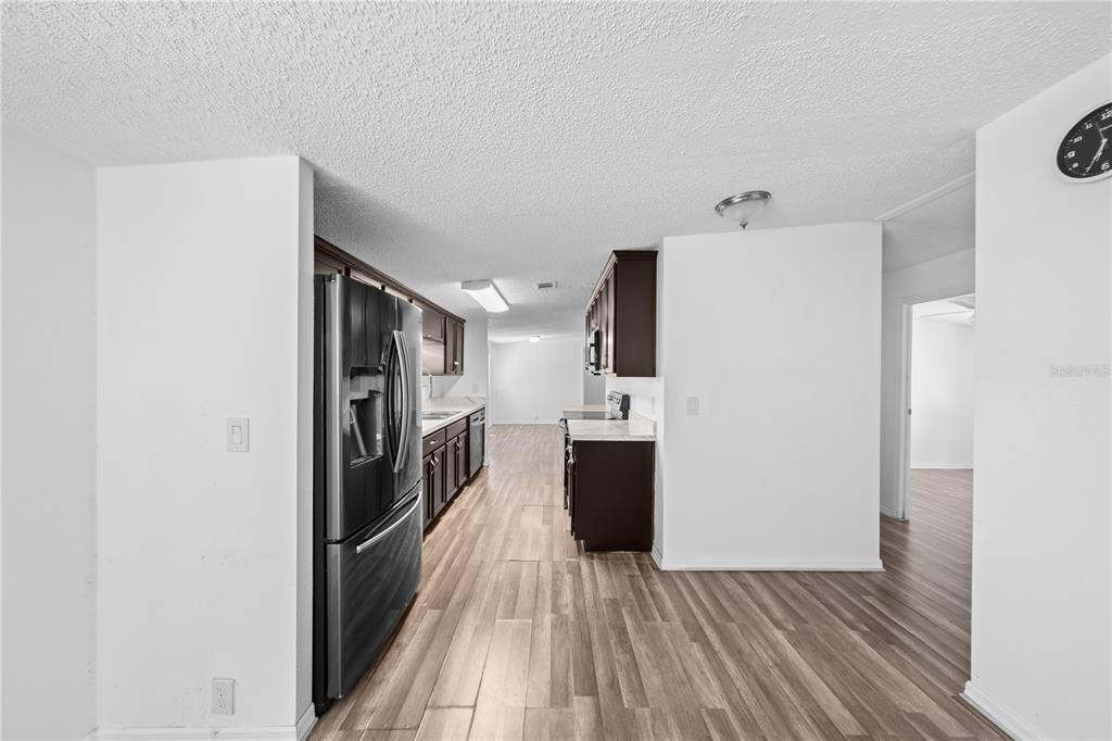 For Sale: $199,100 (3 beds, 2 baths, 1403 Square Feet)