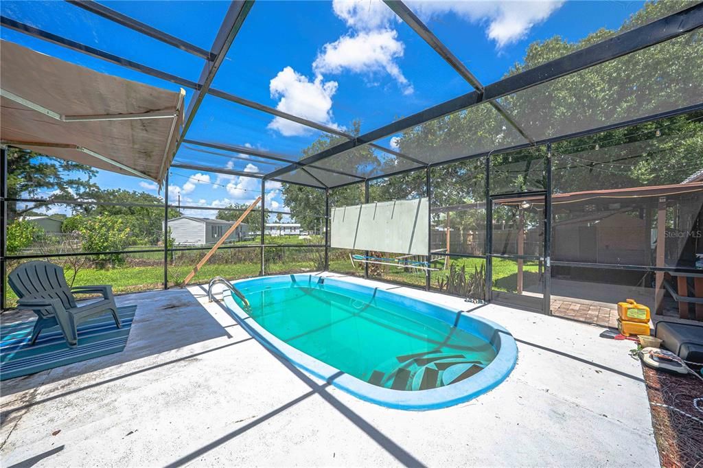 For Sale: $199,100 (3 beds, 2 baths, 1403 Square Feet)