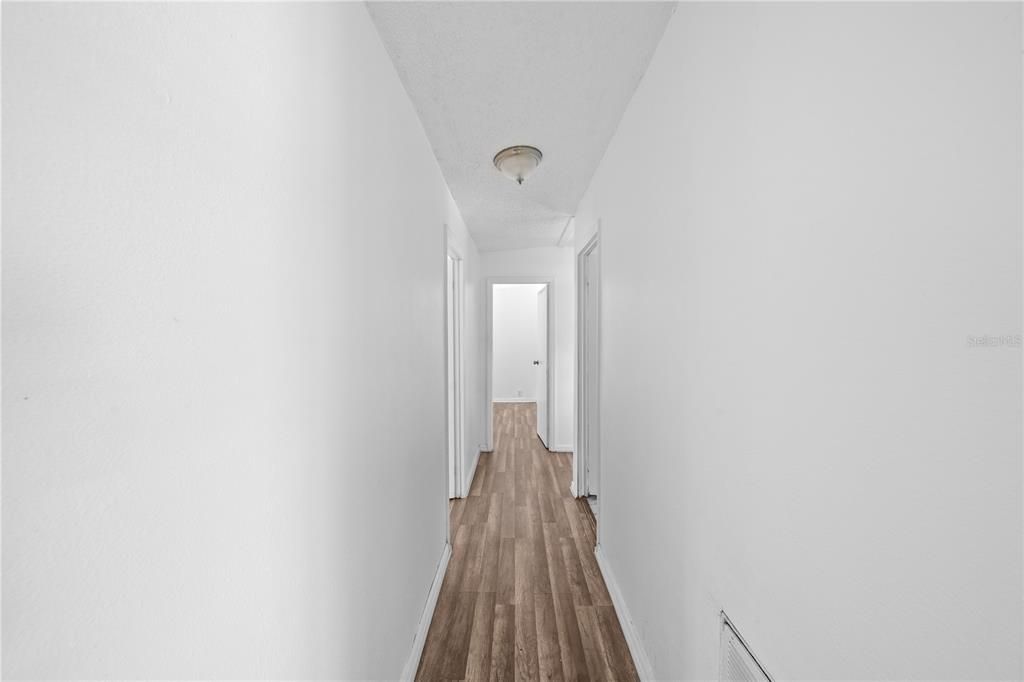 For Sale: $199,100 (3 beds, 2 baths, 1403 Square Feet)