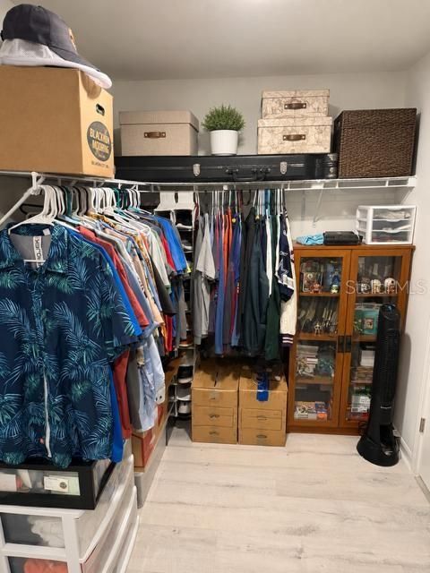 En Venta: $410,000 (4 camas, 2 baños, 2784 Pies cuadrados)