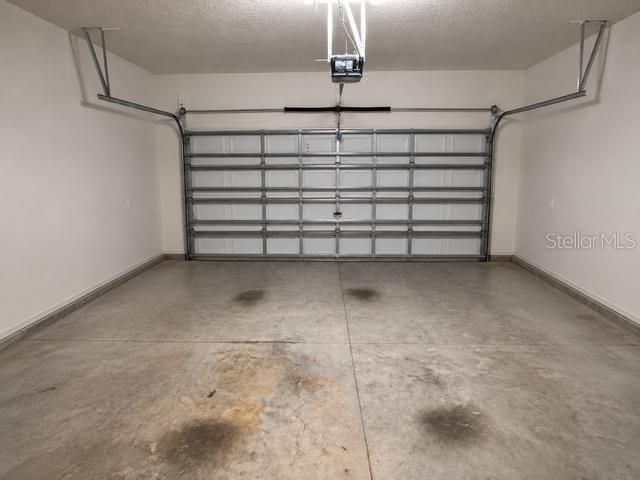 En Venta: $410,000 (4 camas, 2 baños, 2784 Pies cuadrados)