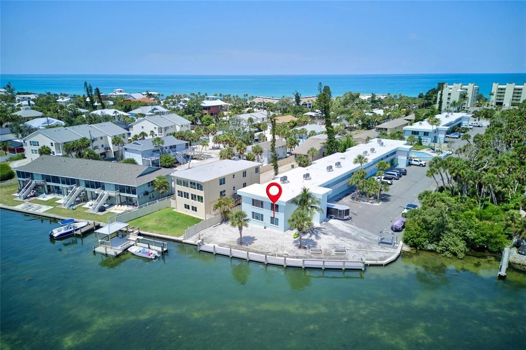 For Sale: $489,300 (2 beds, 1 baths, 1002 Square Feet)