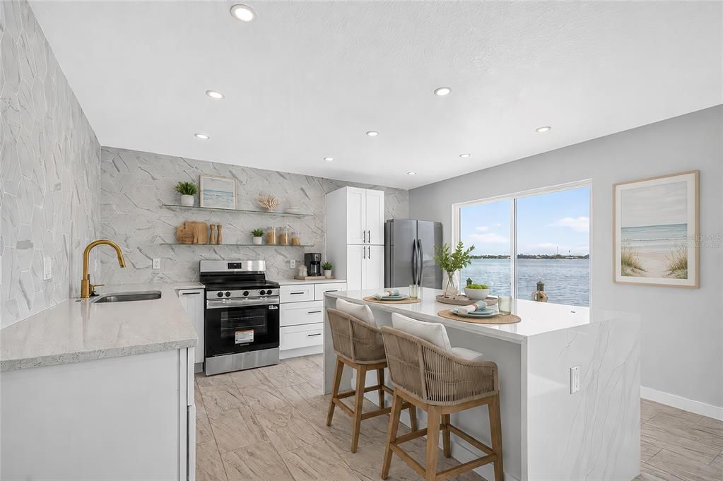 For Sale: $489,300 (2 beds, 1 baths, 1002 Square Feet)