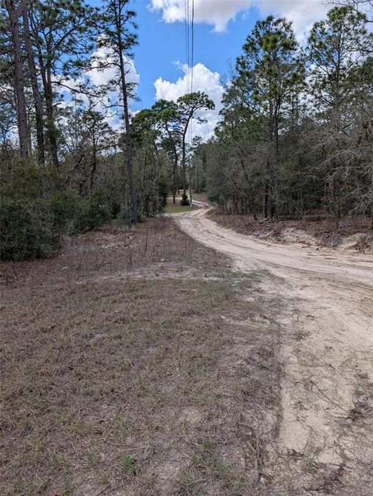 На продажу: $99,000 (2.30 acres)