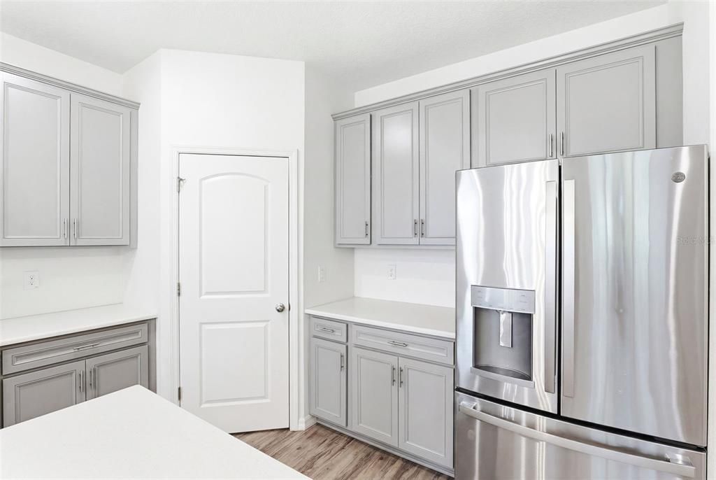 For Sale: $450,000 (4 beds, 3 baths, 2396 Square Feet)