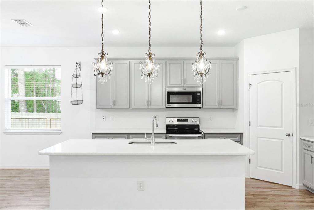 For Sale: $450,000 (4 beds, 3 baths, 2396 Square Feet)