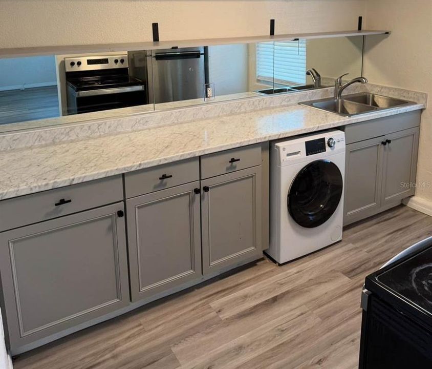 В аренду: $1,775 (2 спален, 1 ванн, 750 Квадратных фут)