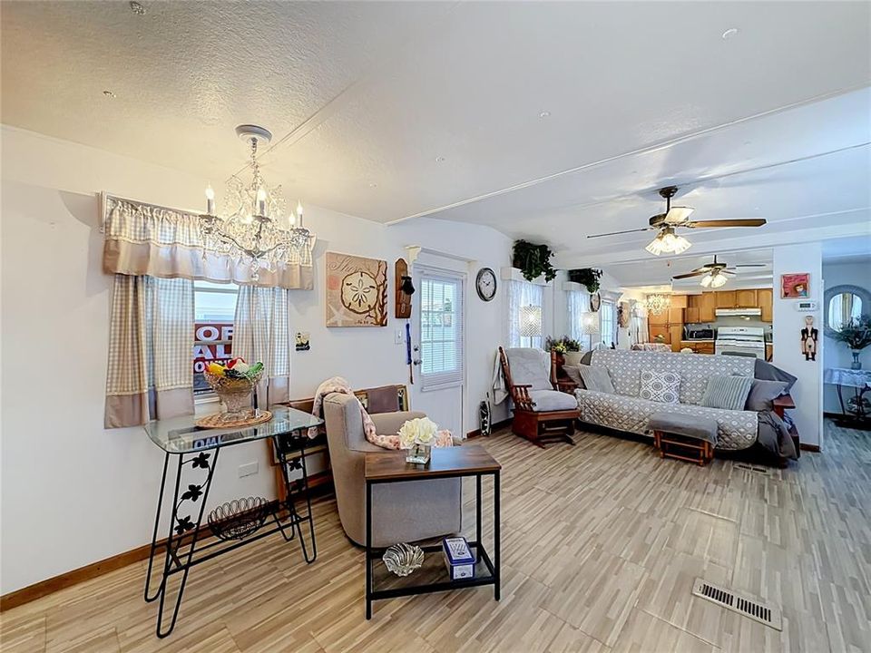 На продажу: $74,999 (1 спален, 1 ванн, 480 Квадратных фут)