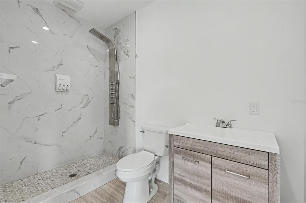В аренду: $4,750 (4 спален, 4 ванн, 2592 Квадратных фут)