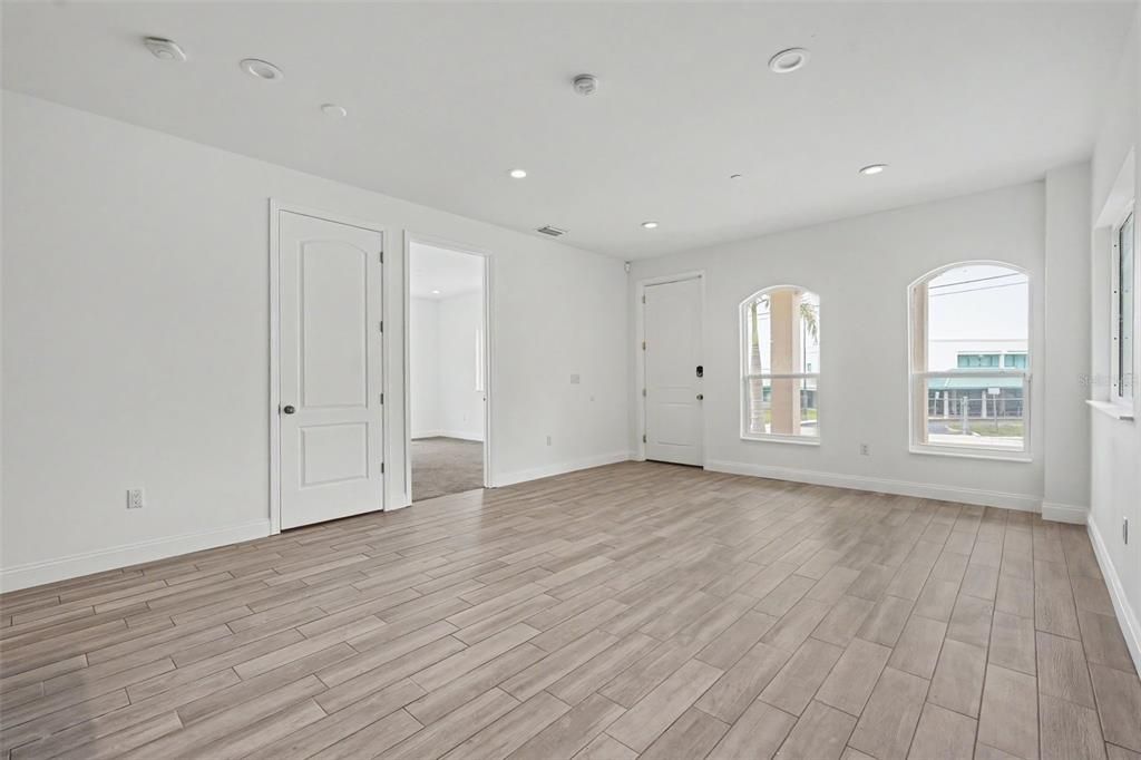 В аренду: $4,750 (4 спален, 4 ванн, 2592 Квадратных фут)