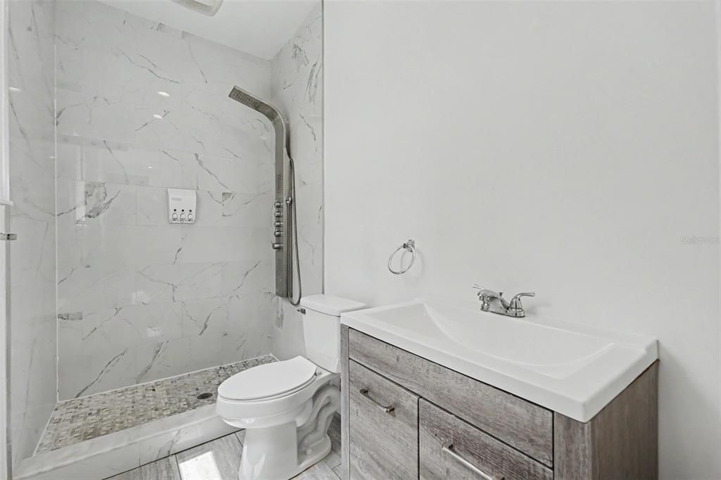 В аренду: $4,750 (4 спален, 4 ванн, 2592 Квадратных фут)