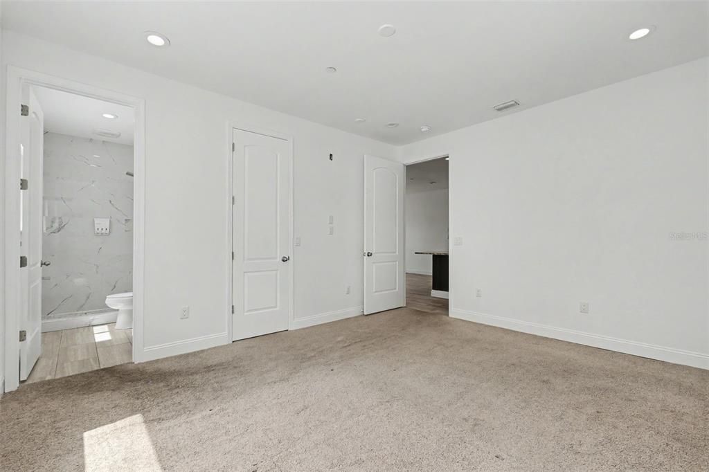 В аренду: $4,750 (4 спален, 4 ванн, 2592 Квадратных фут)