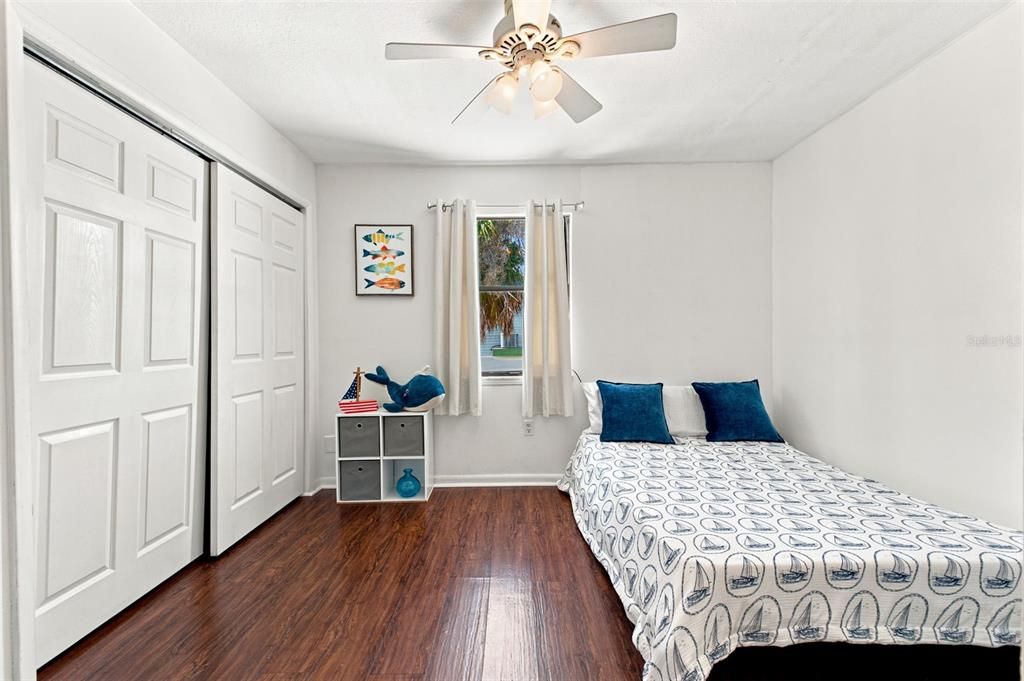 For Sale: $465,000 (3 beds, 3 baths, 1560 Square Feet)