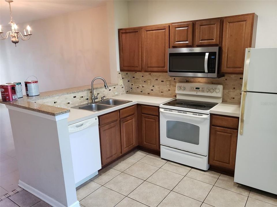 For Rent: $2,100 (2 beds, 2 baths, 1110 Square Feet)