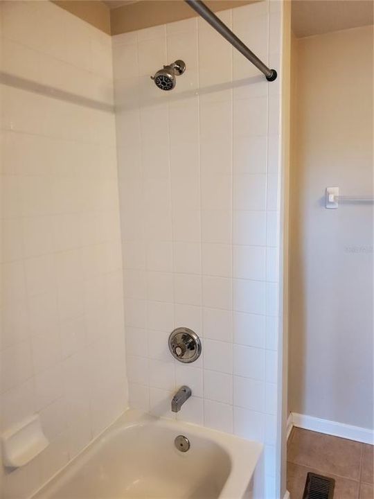 For Rent: $2,100 (2 beds, 2 baths, 1110 Square Feet)