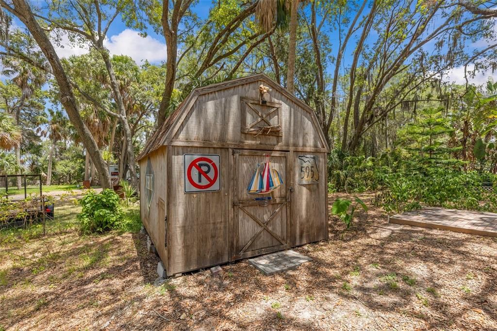На продажу: $325,000 (2 спален, 2 ванн, 1380 Квадратных фут)