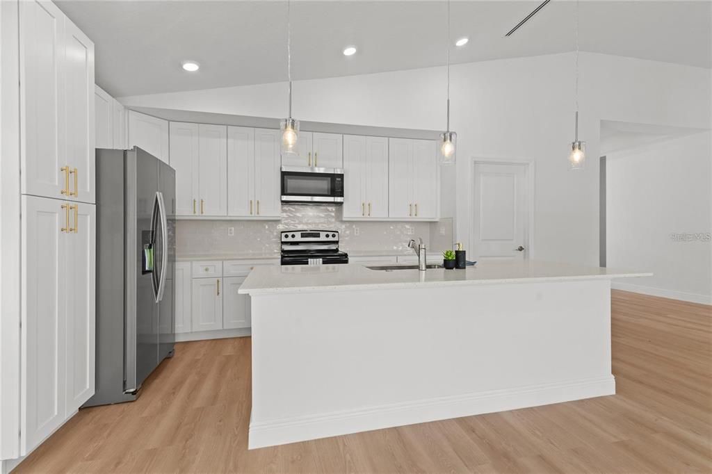 En Venta: $334,900 (3 camas, 2 baños, 1623 Pies cuadrados)
