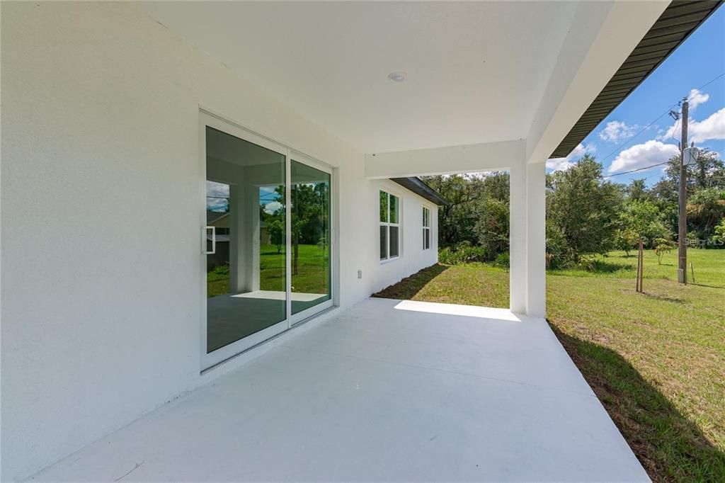 En Venta: $334,900 (3 camas, 2 baños, 1623 Pies cuadrados)