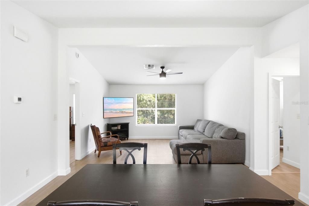 En Venta: $525,000 (3 camas, 2 baños, 1624 Pies cuadrados)