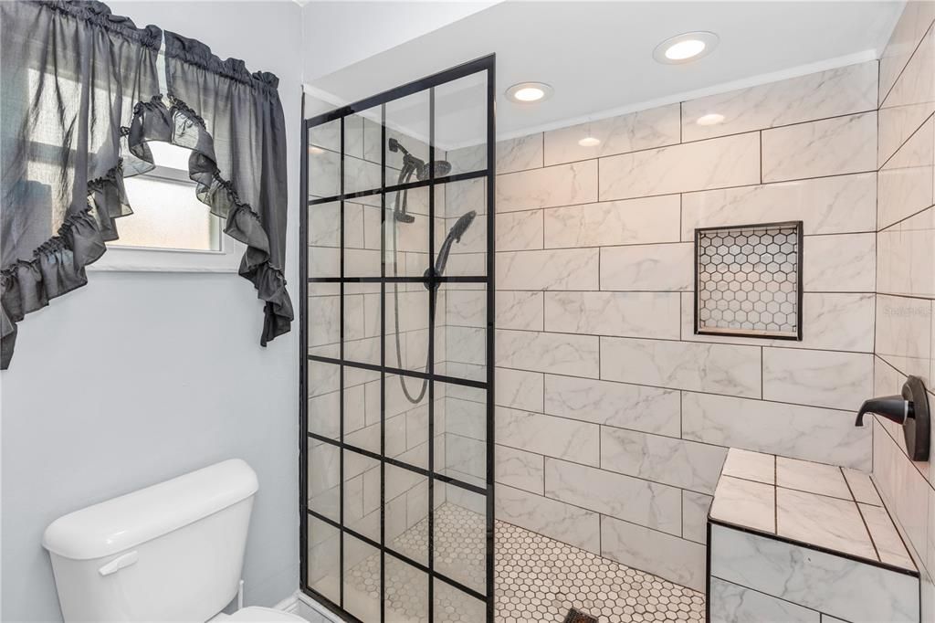 En Venta: $369,900 (3 camas, 2 baños, 1739 Pies cuadrados)