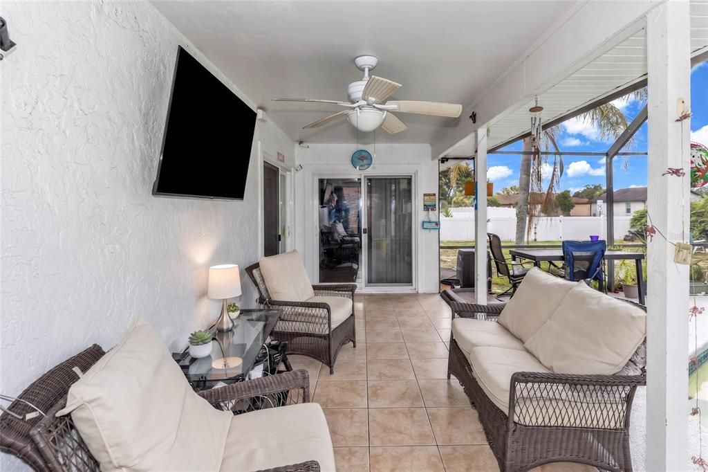 En Venta: $369,900 (3 camas, 2 baños, 1739 Pies cuadrados)