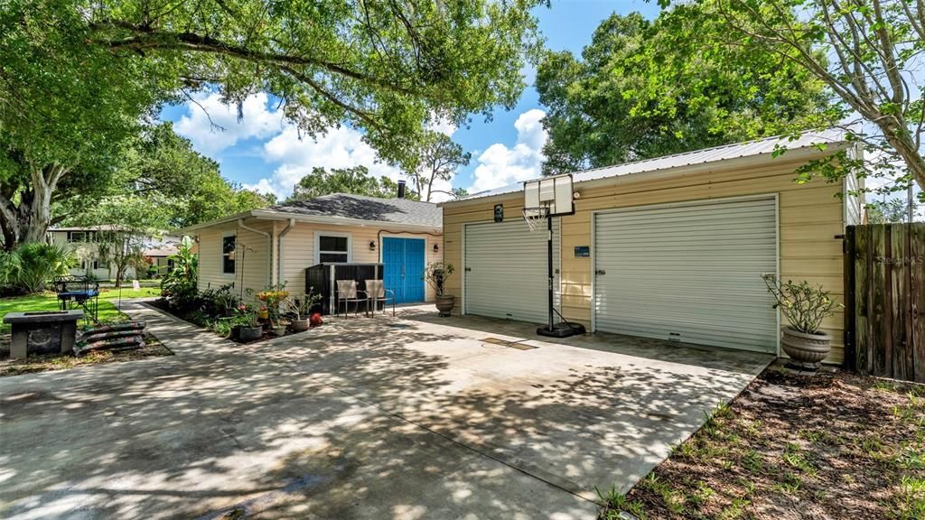For Sale: $469,000 (4 beds, 2 baths, 3103 Square Feet)