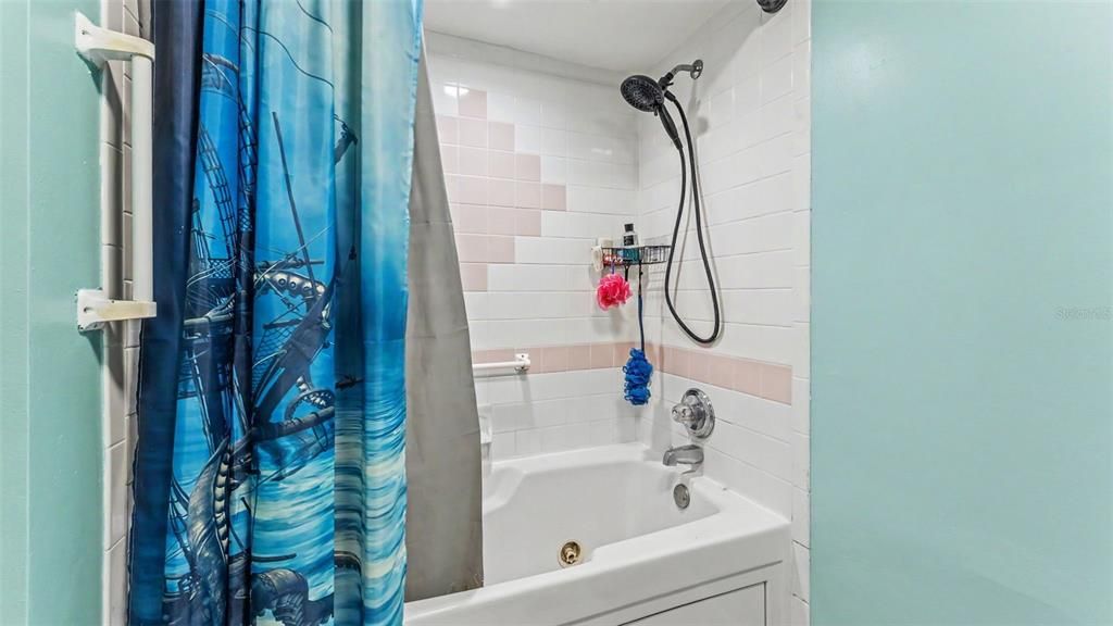 For Sale: $469,000 (4 beds, 2 baths, 3103 Square Feet)