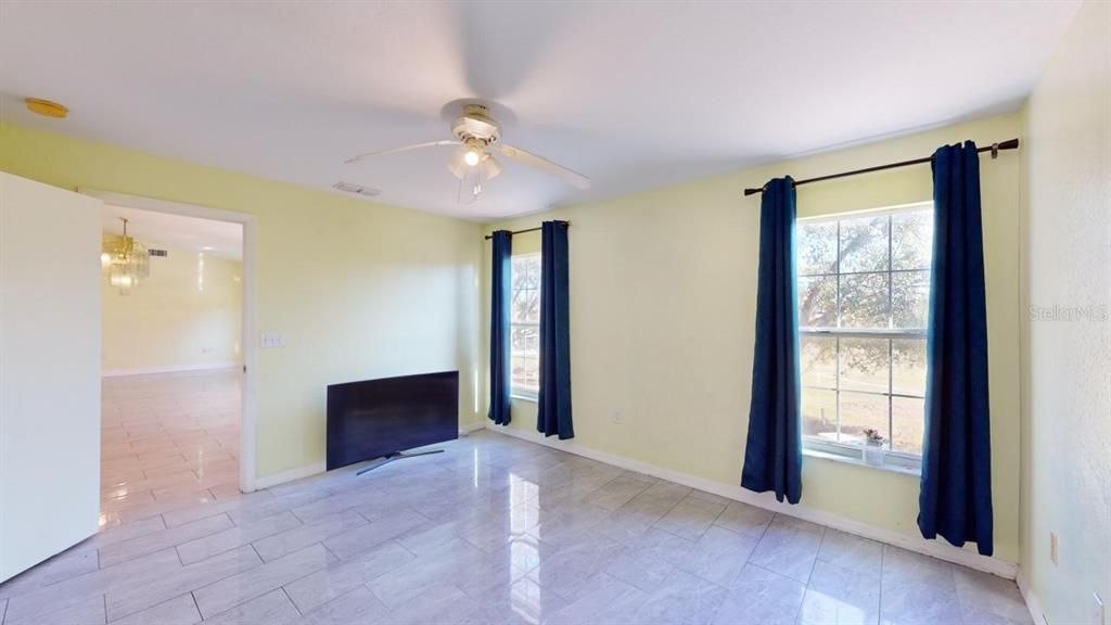 En Venta: $304,999 (3 camas, 2 baños, 1434 Pies cuadrados)