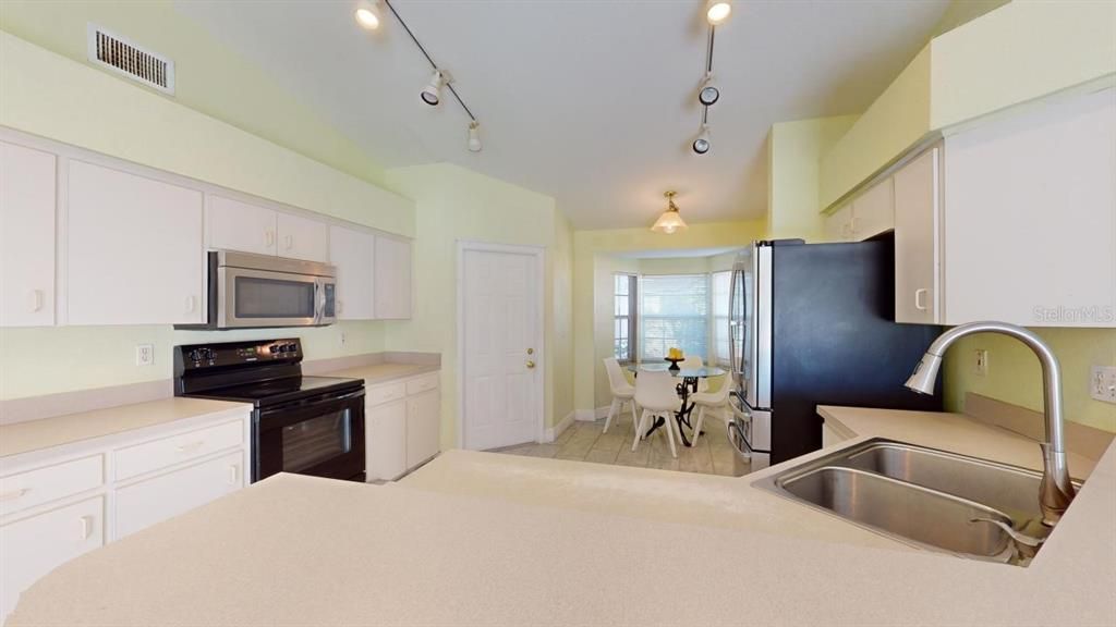 En Venta: $304,999 (3 camas, 2 baños, 1434 Pies cuadrados)