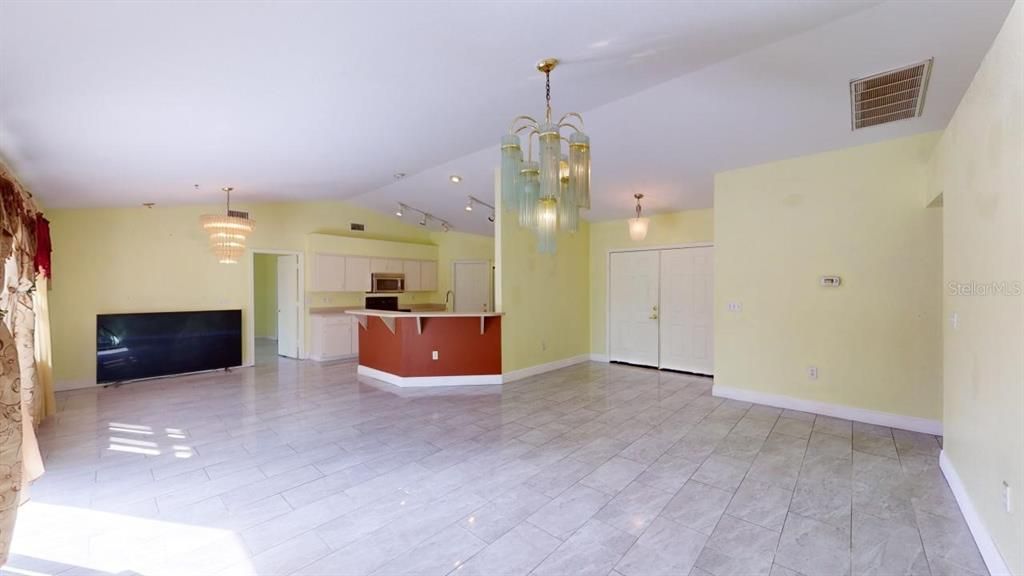 En Venta: $304,999 (3 camas, 2 baños, 1434 Pies cuadrados)