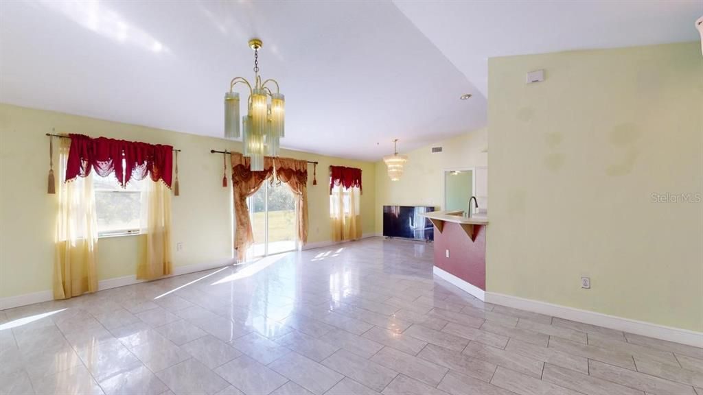 En Venta: $304,999 (3 camas, 2 baños, 1434 Pies cuadrados)
