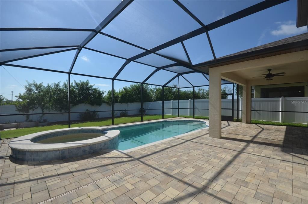 For Rent: $3,550 (4 beds, 2 baths, 2384 Square Feet)