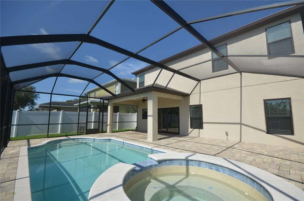 For Rent: $3,550 (4 beds, 2 baths, 2384 Square Feet)