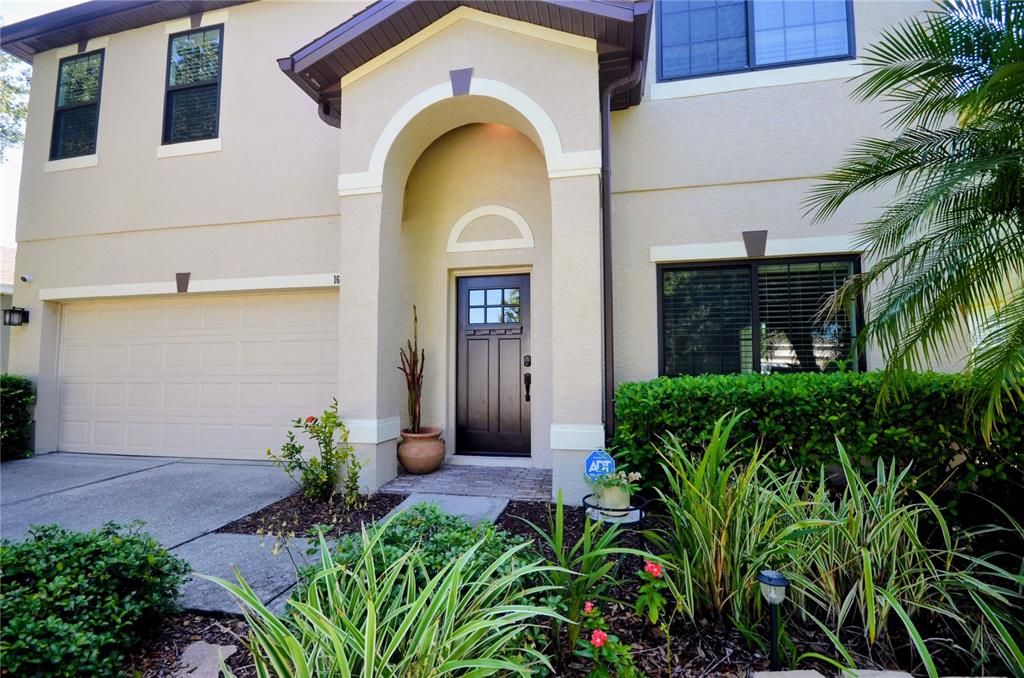 For Rent: $3,550 (4 beds, 2 baths, 2384 Square Feet)