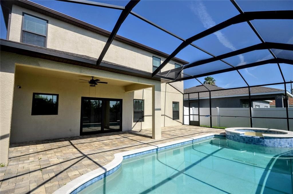 For Rent: $3,550 (4 beds, 2 baths, 2384 Square Feet)