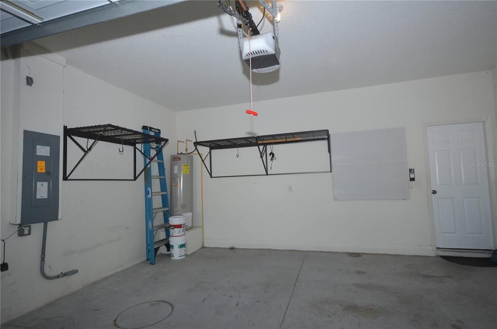 For Rent: $3,550 (4 beds, 2 baths, 2384 Square Feet)