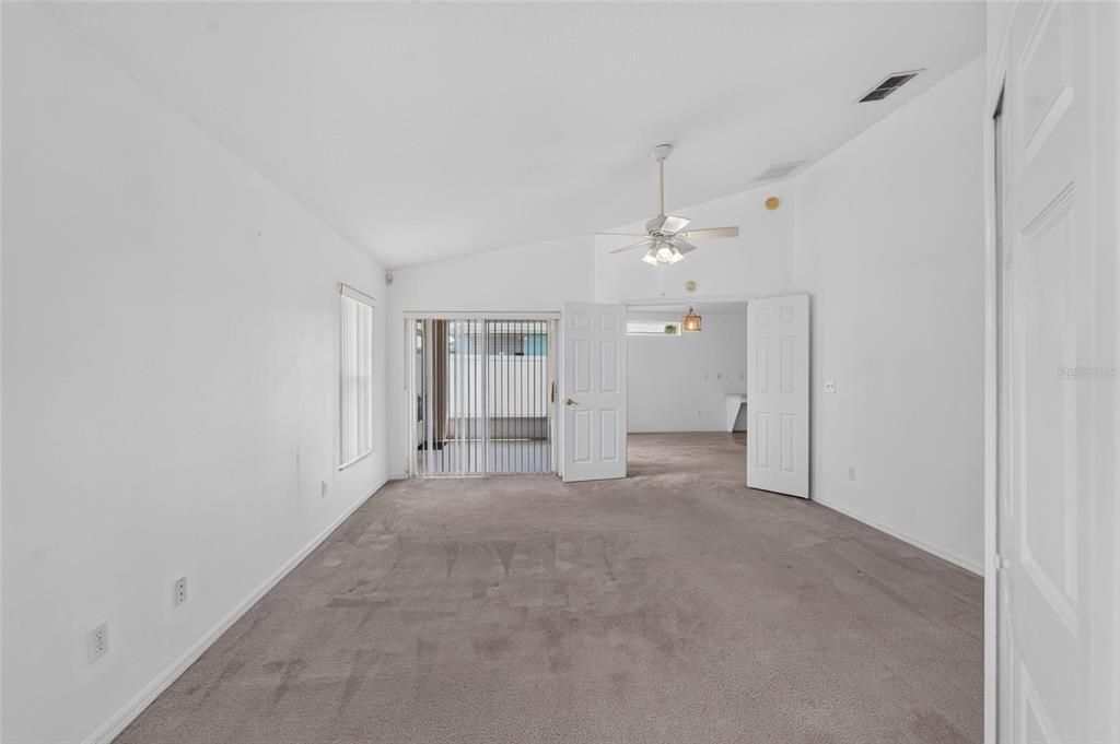 На продажу: $324,900 (3 спален, 2 ванн, 1732 Квадратных фут)