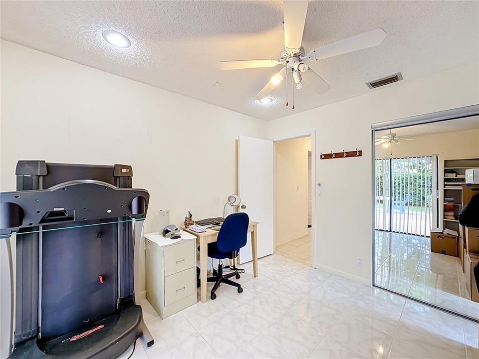 For Sale: $420,000 (2 beds, 2 baths, 1565 Square Feet)