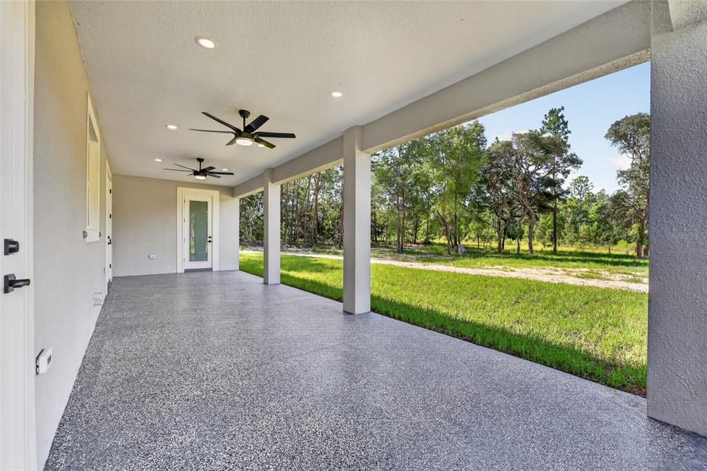 En Venta: $499,900 (4 camas, 3 baños, 2053 Pies cuadrados)