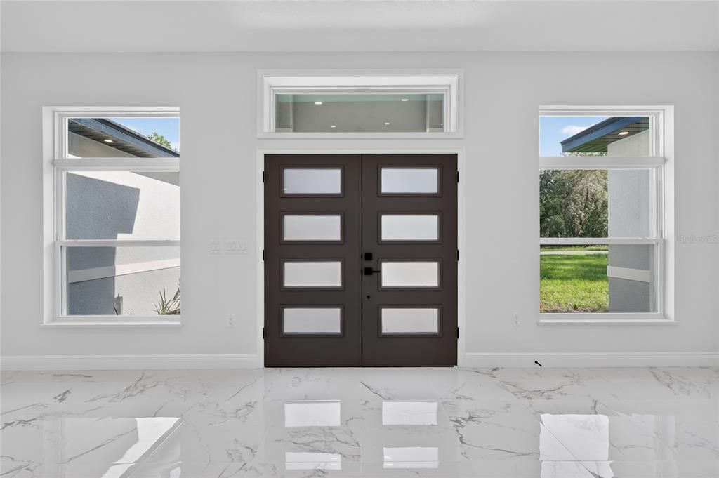 En Venta: $499,900 (4 camas, 3 baños, 2053 Pies cuadrados)