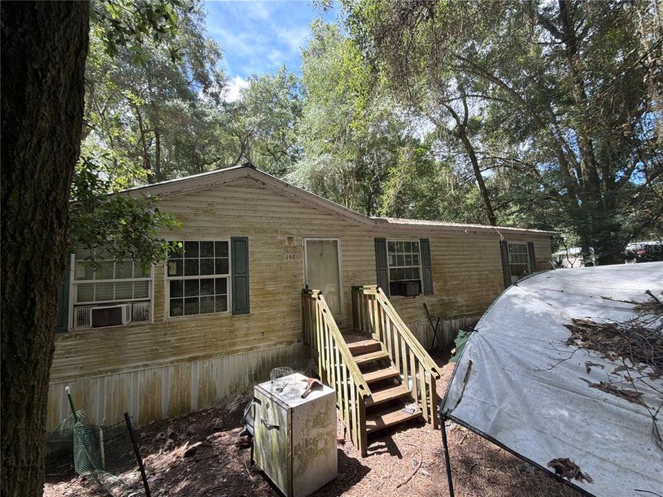 En Venta: $120,000 (4 camas, 2 baños, 2079 Pies cuadrados)