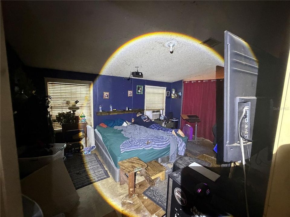 En Venta: $120,000 (4 camas, 2 baños, 2079 Pies cuadrados)