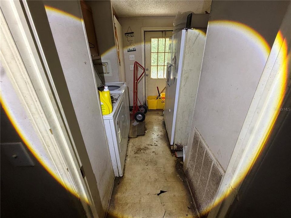 En Venta: $120,000 (4 camas, 2 baños, 2079 Pies cuadrados)