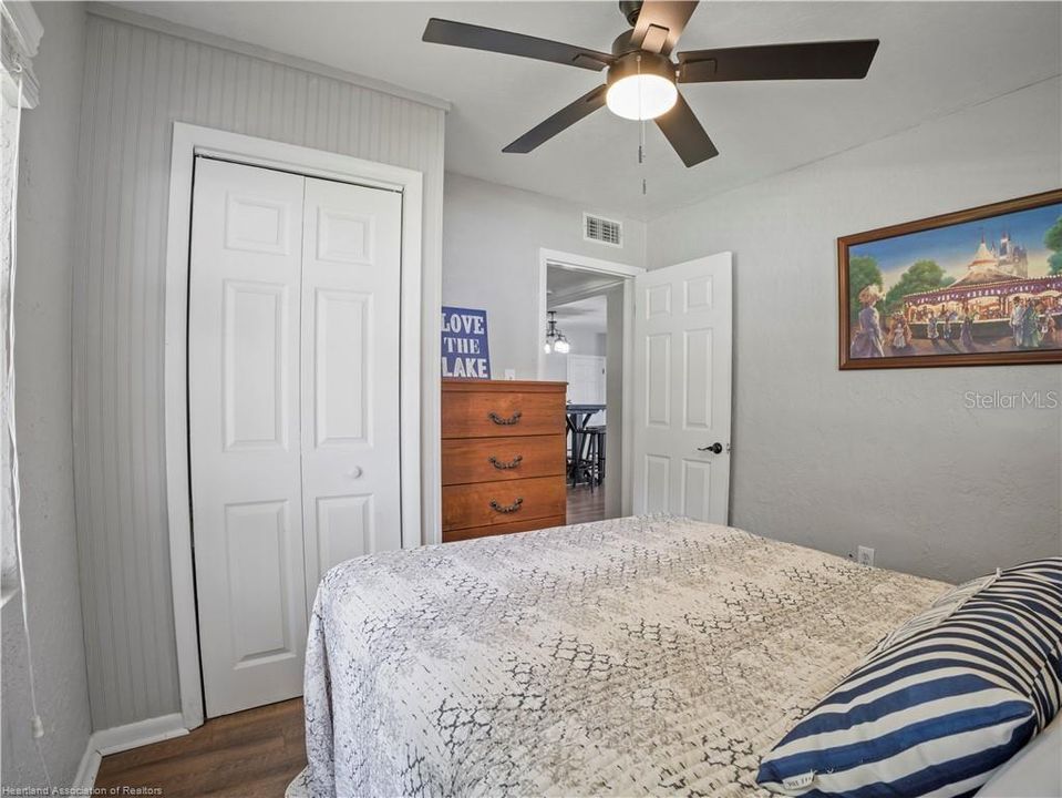 Activo con contrato: $829,900 (4 camas, 3 baños, 3000 Pies cuadrados)