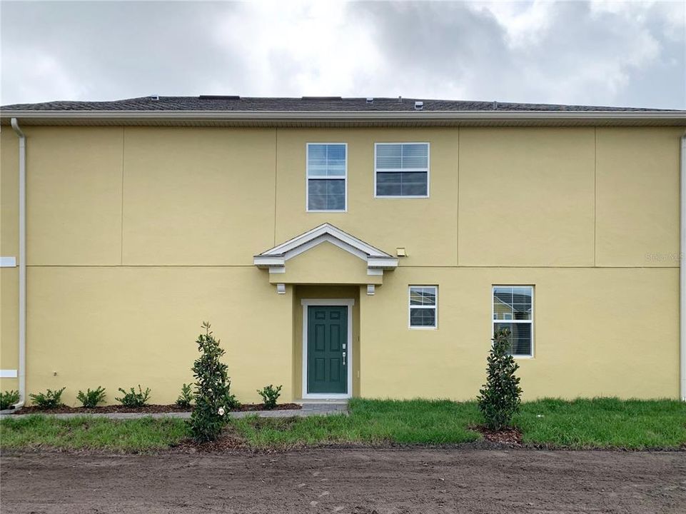 Active With Contract: $2,300 (3 beds, 2 baths, 1685 Square Feet)