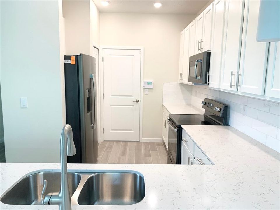 Active With Contract: $2,300 (3 beds, 2 baths, 1685 Square Feet)