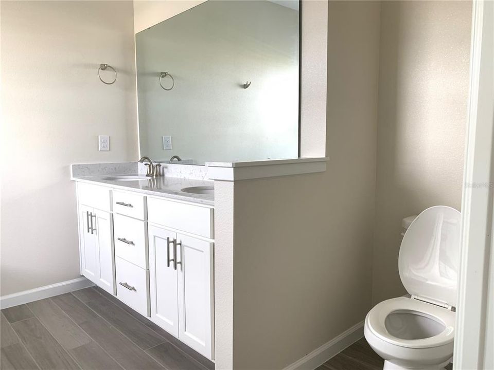 Active With Contract: $2,300 (3 beds, 2 baths, 1685 Square Feet)