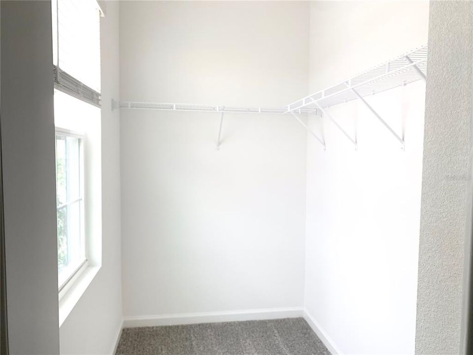 Active With Contract: $2,300 (3 beds, 2 baths, 1685 Square Feet)
